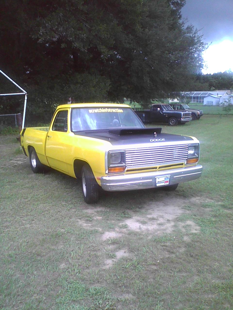 Attached picture dads 440 truck.jpg